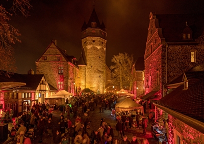 Zauberhaftes Winter-Spektakulum auf Burg Altena
