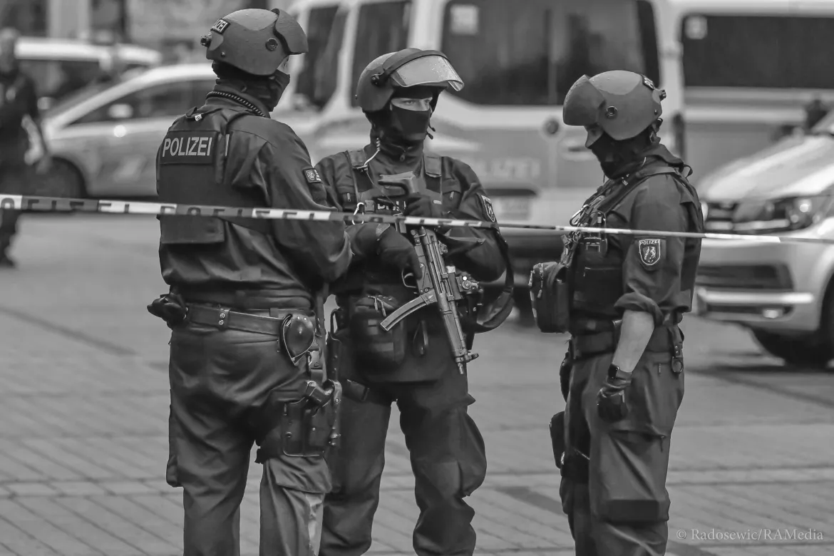 Herne: Spezialeinheiten nehmen Herner (16) fest