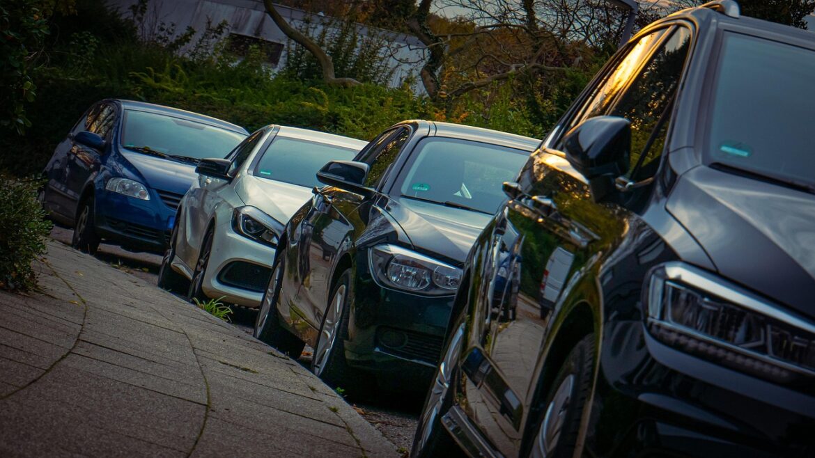 Hagen: Sachbeschädigung an mehreren Autos