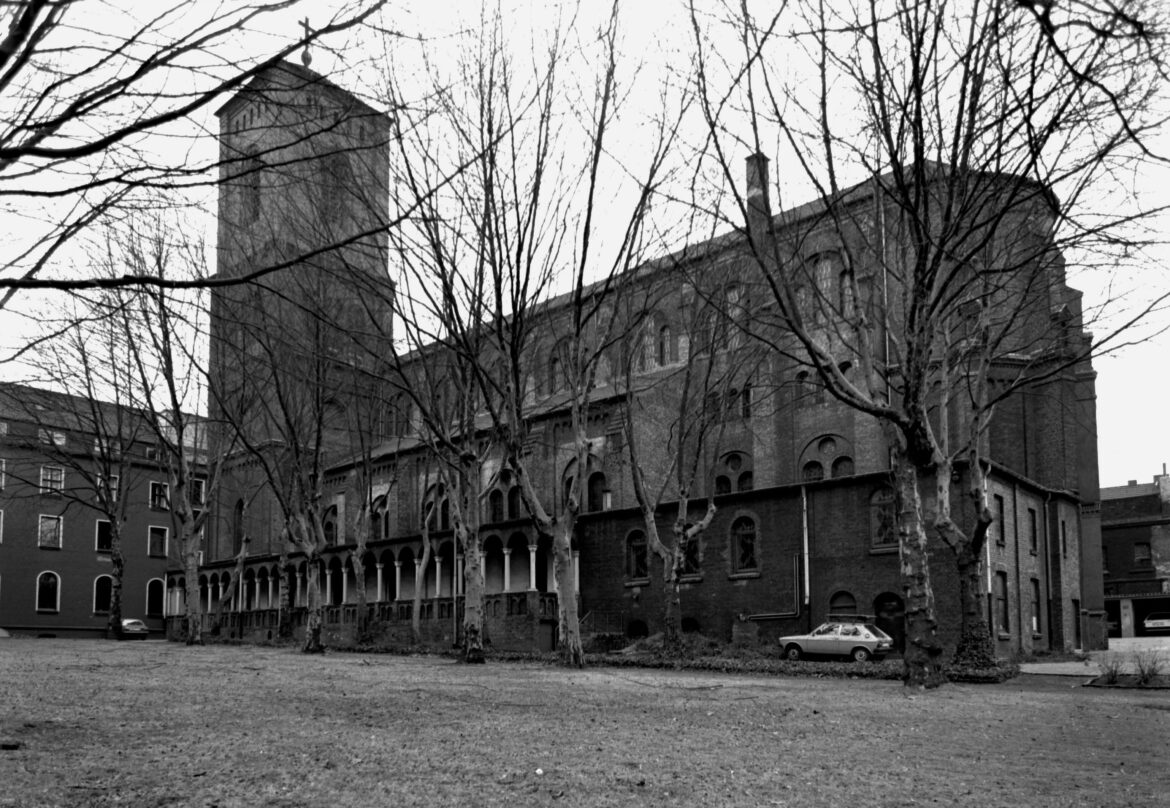 Bochum: Archivkino zeigt: „Requiem für eine Kirche“
