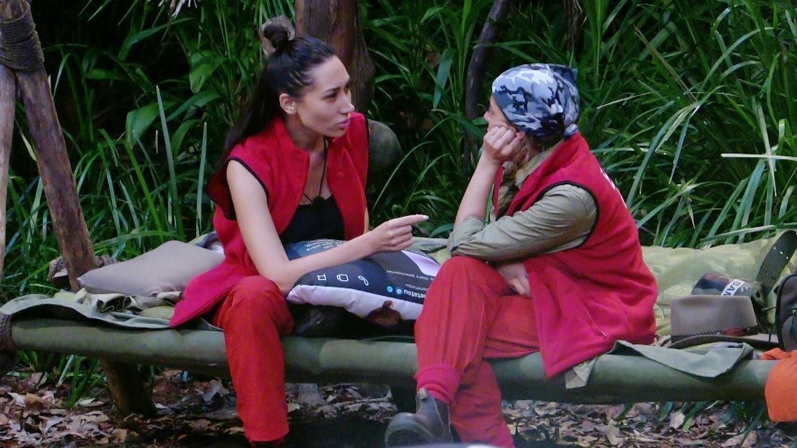 Tag 3 im Dschungel: Ariel im „Wo Kabel?-Test“ und Eva im Kreuzverhör von Samira