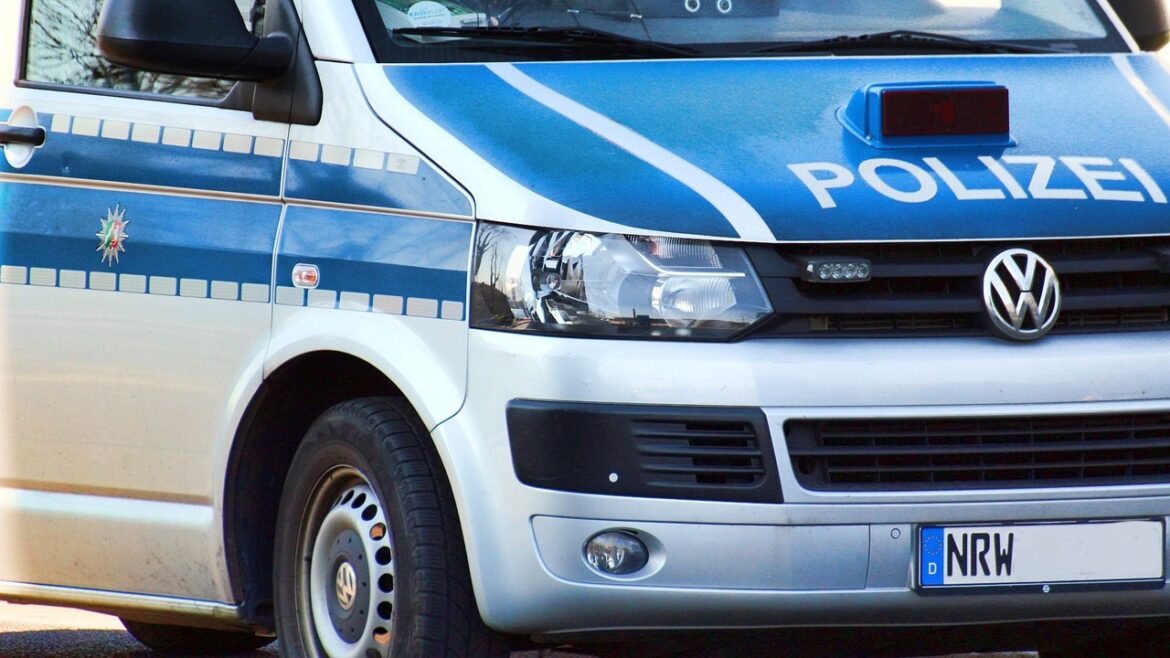 Hagen: Firmenfahrzeug aufgebrochen – Werkzeug und Maschinen gestohlen