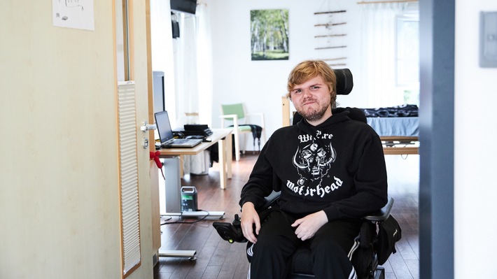 „Schreib was über mich, nicht über die Krankheit“ – Leben mit einer seltenen Erkrankung Ein junger Erwachsener erzählt.