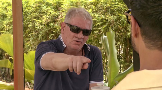 „Wer ist das denn? Heino?“ – „Promis unter Palmen“ startet am Montag in SAT.1