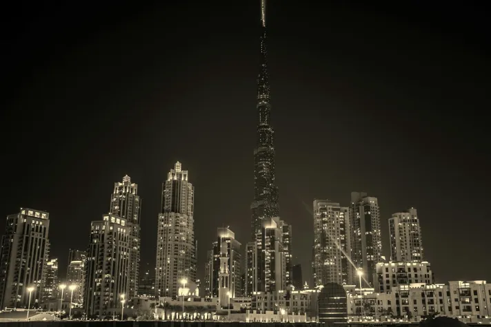 Wenn während des Webinars die Drohnen fliegen: Wie der Krieg im Iran den Dubai-Immobilienmarkt trifft