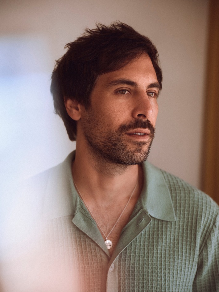Max Giesinger live und unplugged an Bord der SEA CLOUD SPIRIT: Beliebtes Musikformat SONGS ‚N‘ SAIL feiert Premiere im Mittelmeer