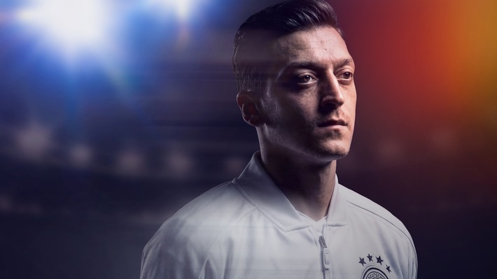 „Mesut Özil – zu Gast bei Freunden“: Dreiteilige Doku-Serie im ZDF