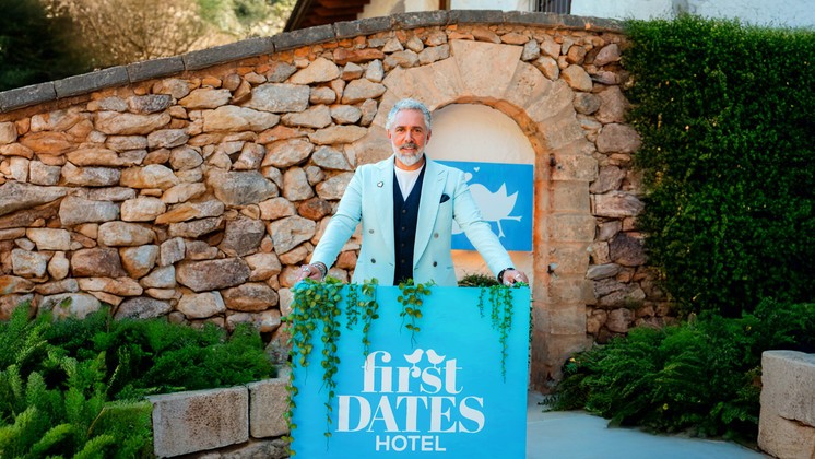 „First Dates Hotel“, ab Mo., 20.4., acht neue Folgen immer montags um 20:15 Uhr Neue Staffel, neues Hotel, neue Geschichten!
