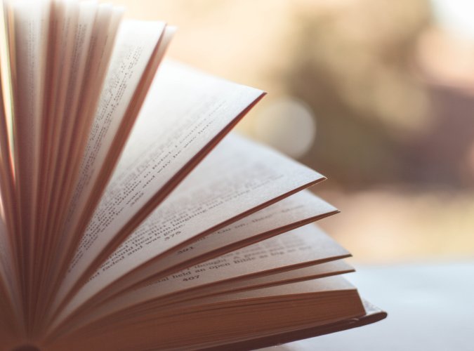 Rückenwind für die Literatur! Land fördert Autorinnen und Autoren bei der Fertigstellung ihrer Werke