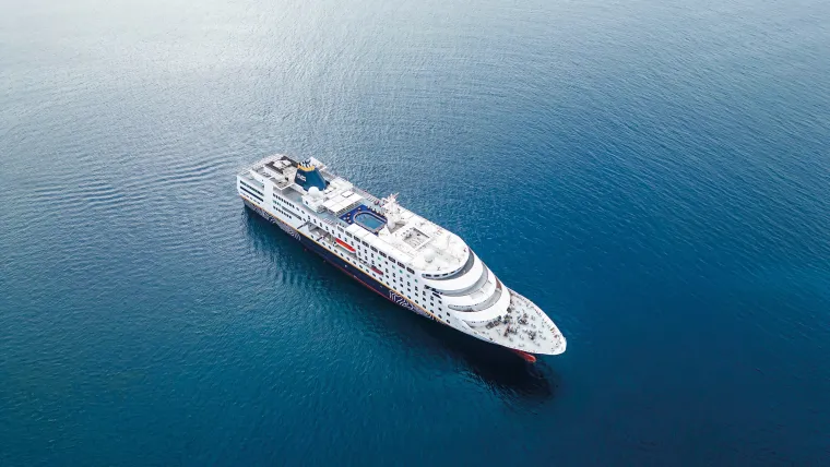 Kleinstes Kreuzfahrtschiff Deutschlands nimmt erstmals Kurs auf die Südsee