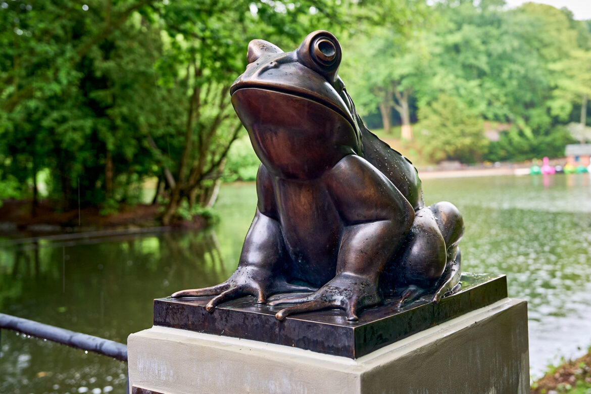 Bochum: Frosch Fridolin kehrt in den Stadtpark zurück