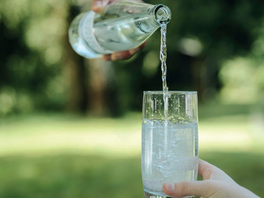 Der Moment zum Durchatmen passt in ein Glas