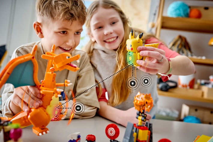 Bauen, Trainieren, Pflegen & Kämpfen: Neue LEGO® Pokémon(TM) SMART Play Sets ermöglichen es Kindern, sich wie Pokémon-Trainer zu fühlen!