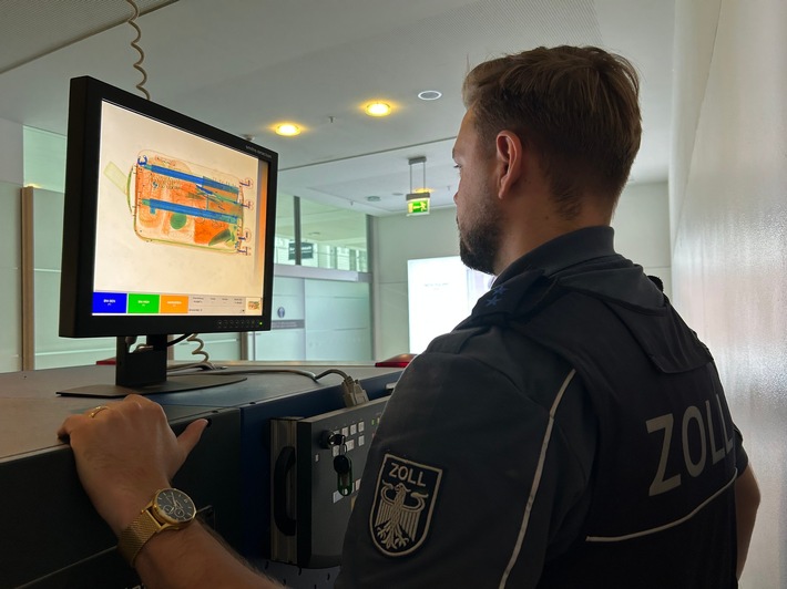 Konstant hohe Einnahmen, stabile Prüfungstätigkeiten und viel Arbeit mit E-Zigaretten Hauptzollamt Münster zieht für 2025 Bilanz