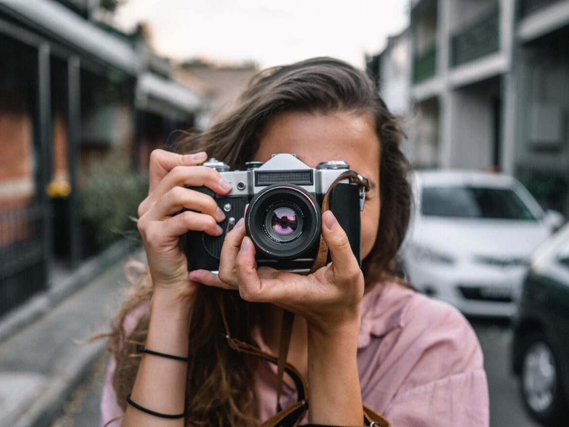 Analoge Fotografie immer beliebter: „Verbraucher suchen das Erlebnis, nicht nur Perfektion“