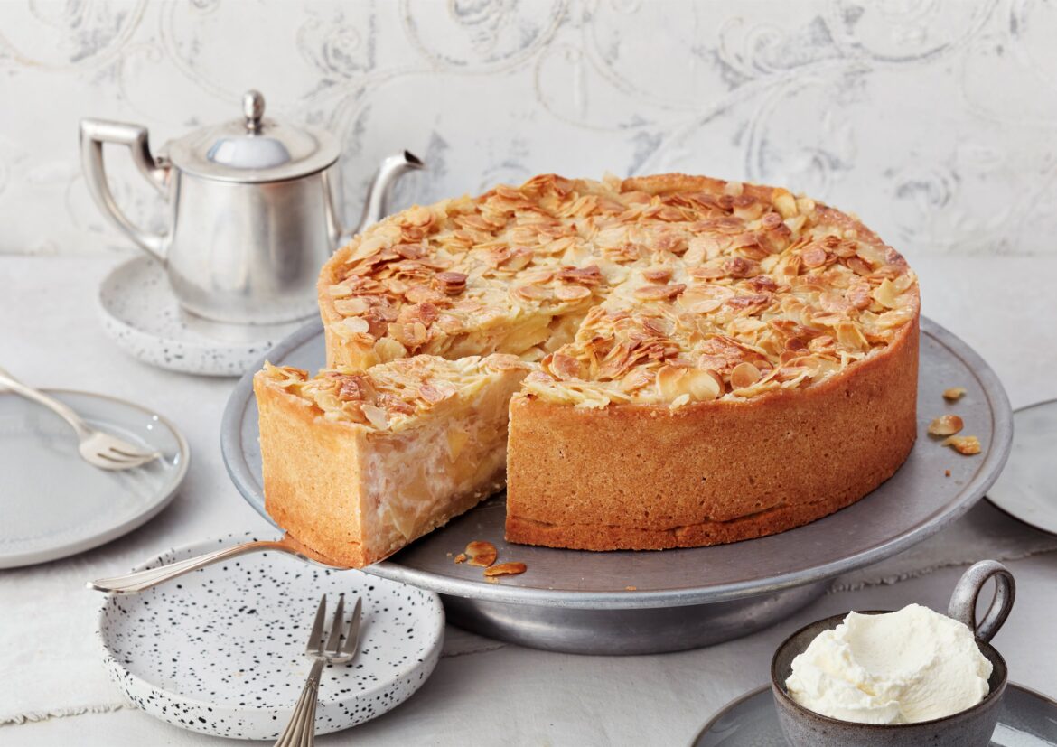 Apfel-Bienenstich-Torte
