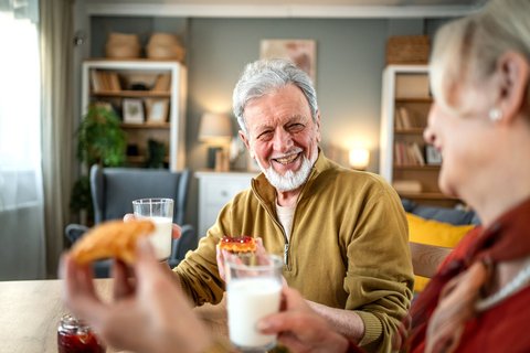 Fit im Alter durch die richtige Ernährung