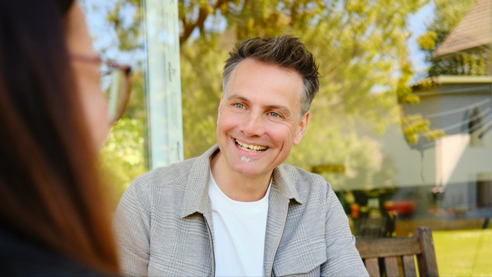 Hausaufgaben ohne Machtkampf: Marco Schnabl von body’n brain verrät, warum Kinder beim Lernen oft nicht bockig, sondern überfordert sind