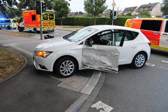 Hagen-Boele: Unfall zwischen Autofahrerin und Motorradfahrer – zwei Leichtverletzte