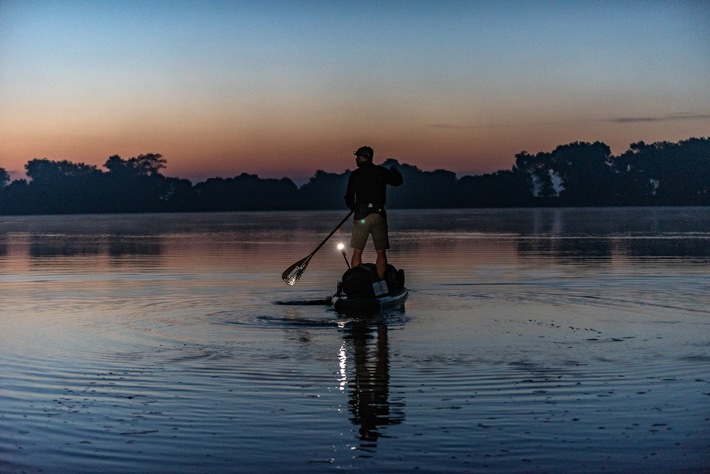 Mit dem Stand-up-Paddleboard über 650 km von Halle bis zur Ostsee Eine Reise, die Distanzen überwindet – zwischen Menschen, in der Gesellschaft und zur Natur
