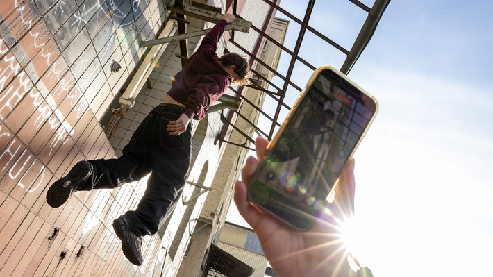 Gefahren von TikTok-Challenges und vier weitere „37°“-Reportagen im September