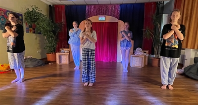 Märkischer Kreis: Bühne frei für Mädchen – Tanz- und Theaterworkshop in den Herbstferien