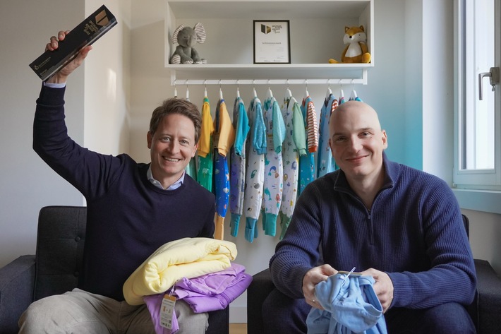 Von der Decke zum Schlafsack. Wie sich der Babyschlaf in 25 Jahren verändert hat Schlummersack feiert sein 25-jähriges Bestehen und zeigt, was wir seitdem über sicheren Babyschlaf gelernt haben