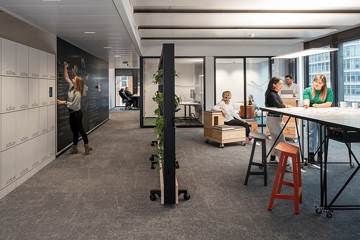 Drees & Sommer Workspace Benchmark Report 2026/27: Das Büro füllt sich wieder